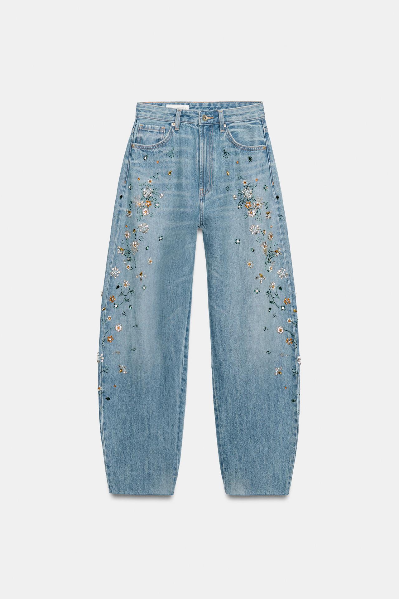 EMBROIDERED BARREL JEANS