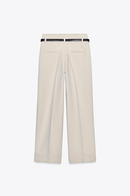 Pantalon Élégant à Revers et Ceinture