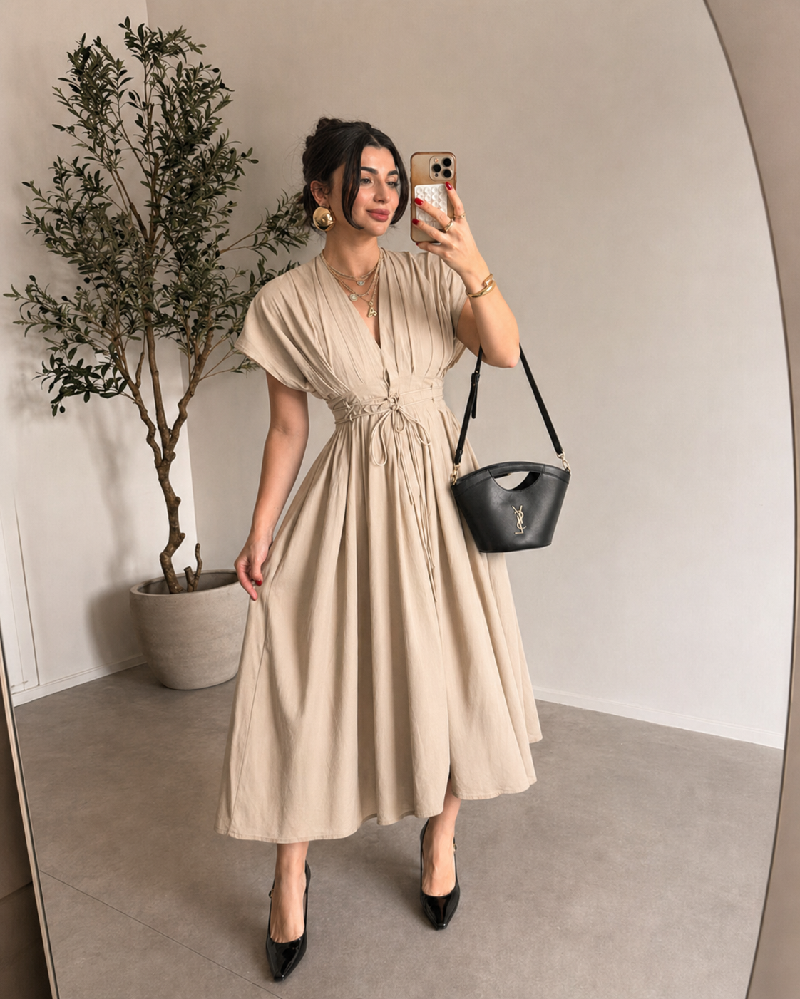 Robe Midi Fluide avec Ceinture
