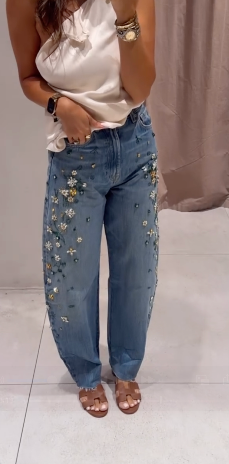EMBROIDERED BARREL JEANS